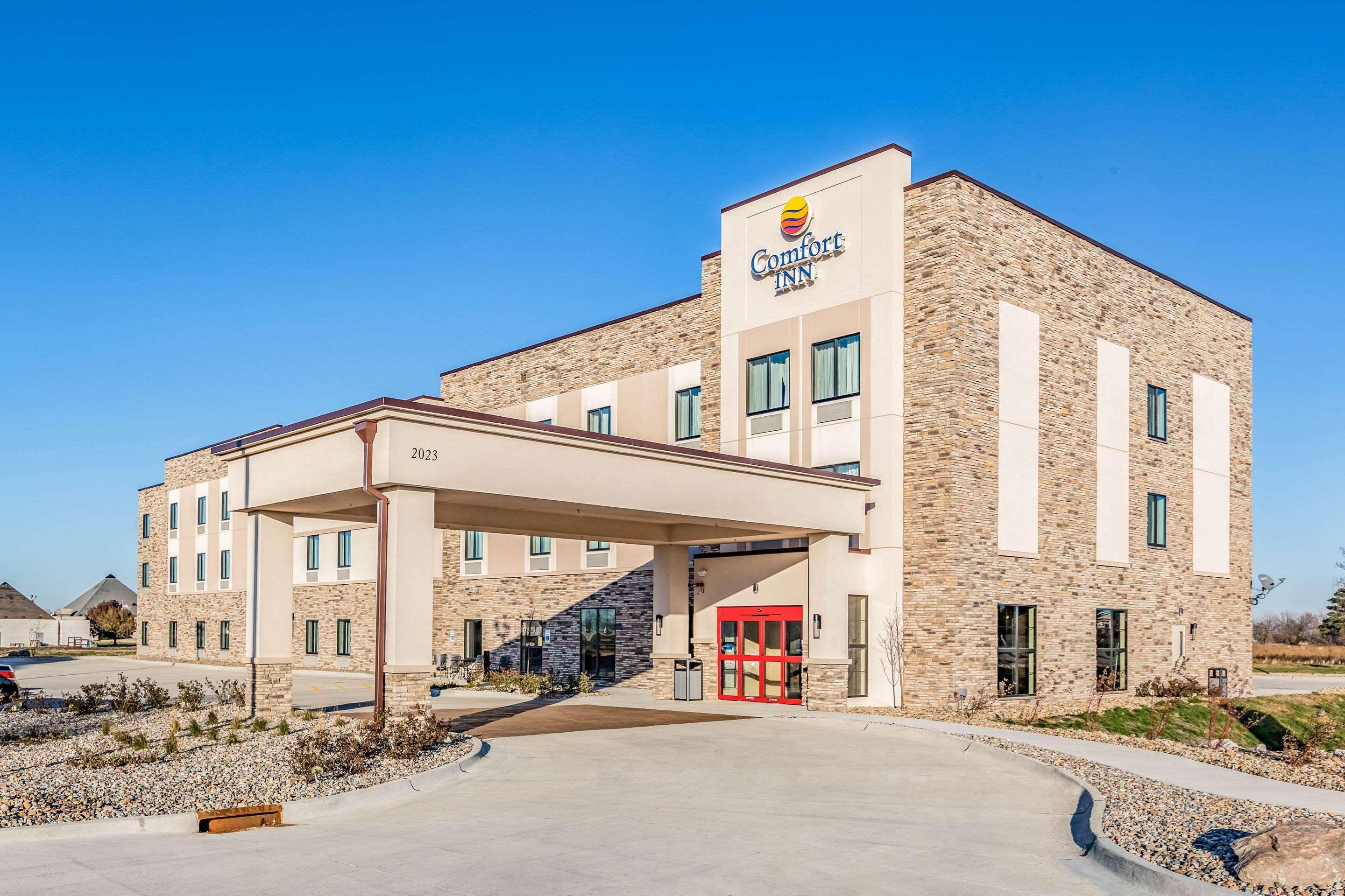阿尔图纳得梅因凯富套房酒店 外观 照片